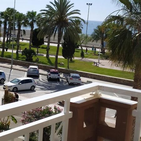 Apartamento Playa Con Vistas Al Mar 托雷德尔马尔 外观 照片