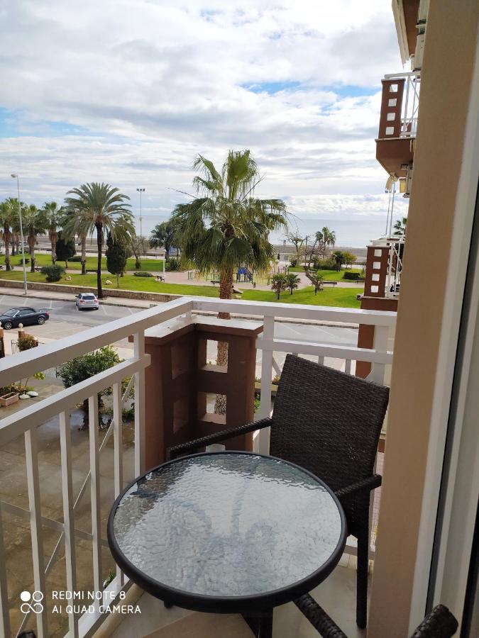 Apartamento Playa Con Vistas Al Mar 托雷德尔马尔 外观 照片